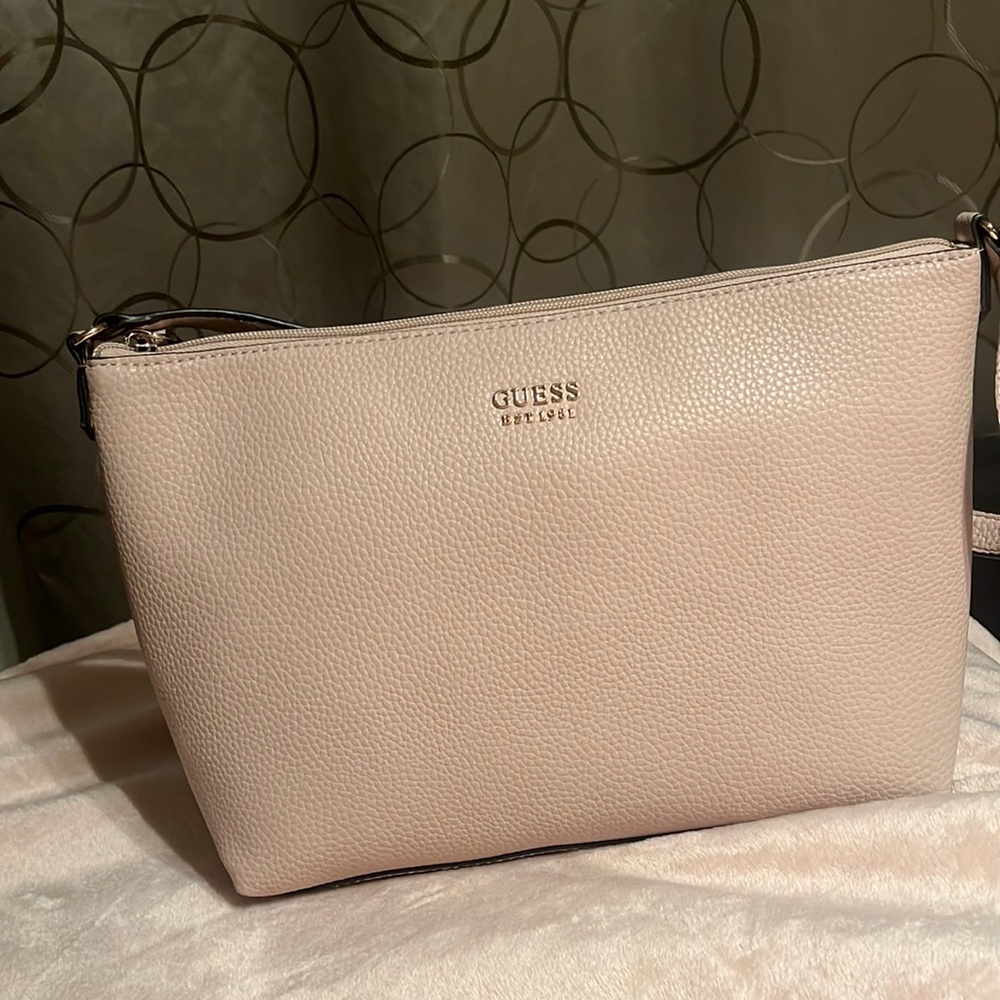 Guess Cream Shoulder Bag